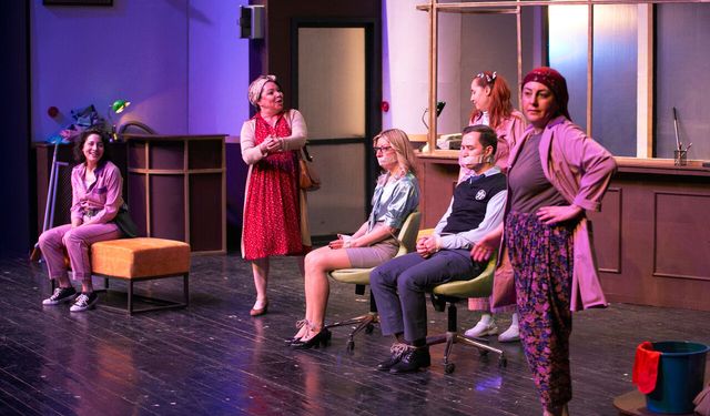 İzmir Şehir Tiyatroları’ndan Dünya Tiyatro Günü’ne özel perde