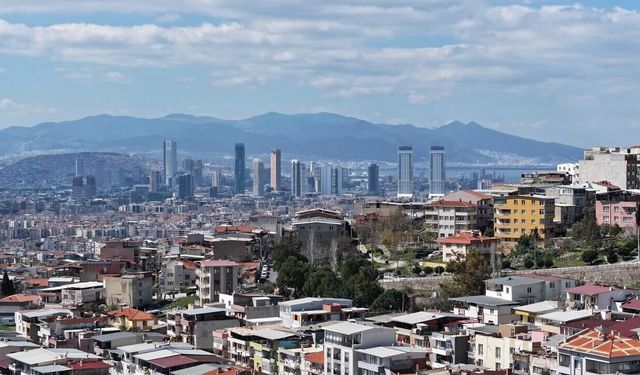 İzmir'de afetlere karşı kapsamlı seferberlik: Yeni Deprem Master Planı yolda