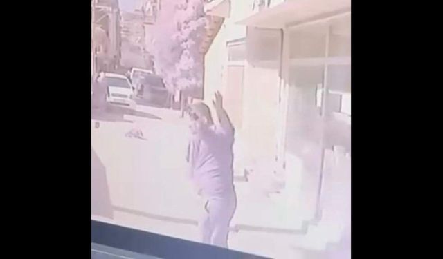 İzmir'de alacak verecek kavgası nedeniyle 1 kişi yaralandı