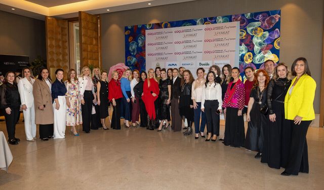 İzmir’de "Güçlü Kadınlar, Güçlü Yarınlar" buluşması