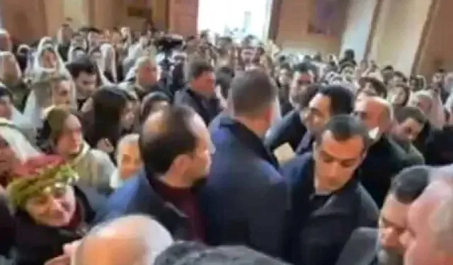 Kilise ziyareti sırasında gergin anlar: Başbakan Paşinyan’a saldırı girişimi