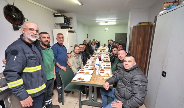 Konak'ın iftar sofrasında emek vurgusu ve teşekkür