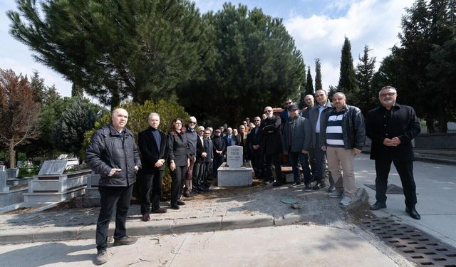 Usta gazeteci Okan Yüksel mezarı başında anıldı