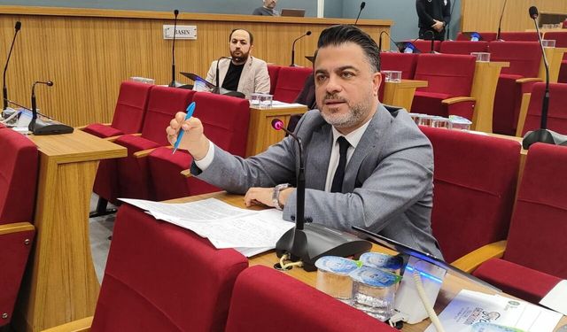 AK Partili Kocabaş: ESHOT ve İZBAN zamları tam anlamıyla bir fırsatçılıktır!