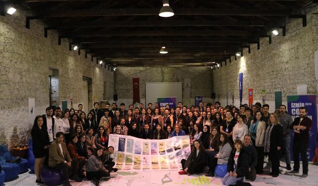 İklim için söz gençlerde: İzmir’den COP31’e güçlü mesaj