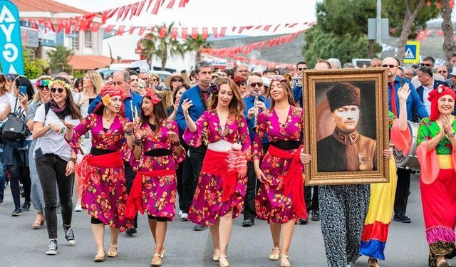 Alaçatı Ot Festivali’ndeki halk konserleri ertelendi