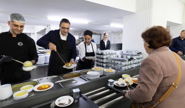 Balçova Kent Lokantası 1 yaşında: Dayanışmanın sofrası büyüyor