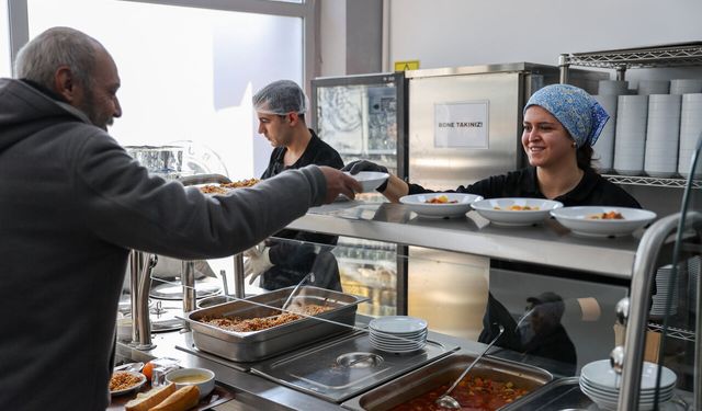 Buca’da 'Şehitler Haftası' dayanışması: Kent Lokantaları 14 Nisan'da ücretsiz