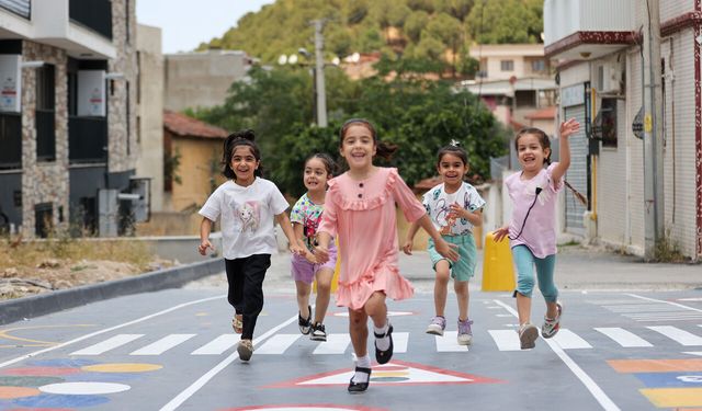 Buca’nın “Oyun Sokağı” projesine ulusal ödül