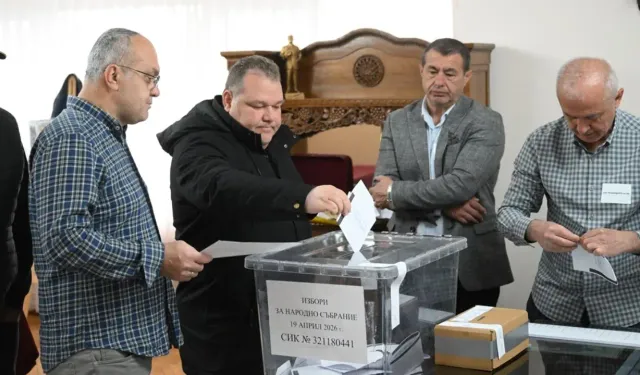 Bulgaristan’da seçmen sandık başında: Siyasi denge yeniden şekilleniyor