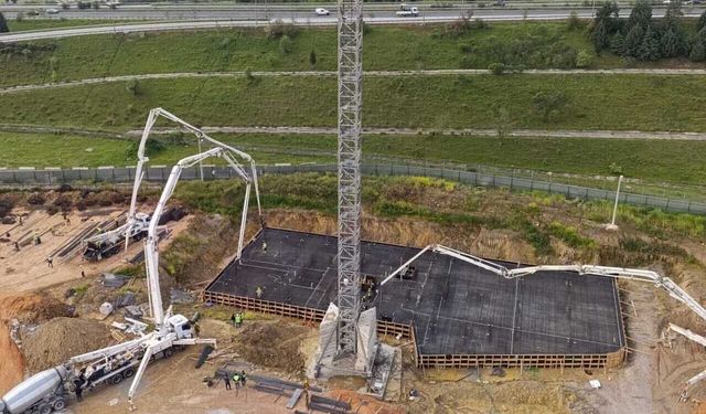 Büyükşehir duyurdu: Uzundere'de çalışmalar hızla sürüyor