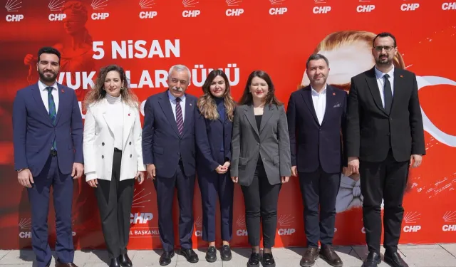 CHP İzmir’den avukatlara destek mesajı: Savunma hakkı için birlik şart