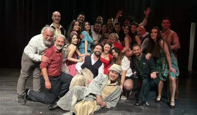 Fosforlu Cevriye sahneye güçlü dönüş yapıyor