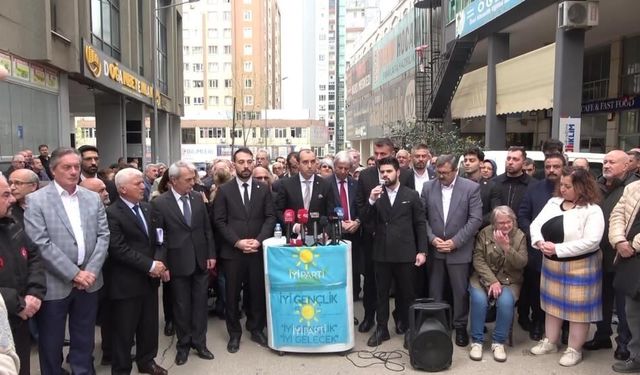 İYİ Parti teşkilatında kriz derinleşiyor: Peş peşe görevden almalar ve istifalar