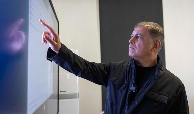 İzmir dijitalde vites yükseltti: Biri açıldı diğeri yolda!