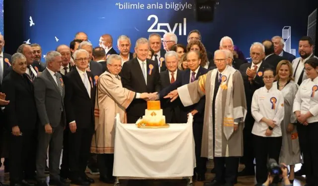 İzmir Ekonomi Üniversitesi 25 yaşında: Küresel hedeflerle yeni döneme adım