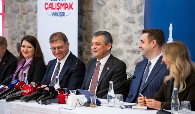 İzmir’de CHP ve Roman yurttaşlar aynı masada