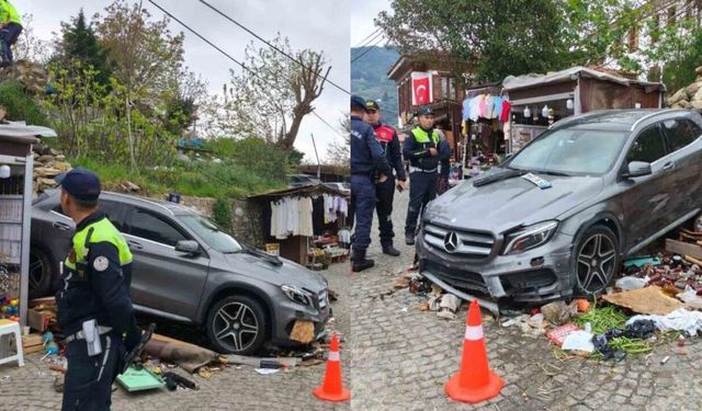İzmir'de otomobil tezgâhın üzerine devrildi: 14 yaşındaki çocuk yaralı