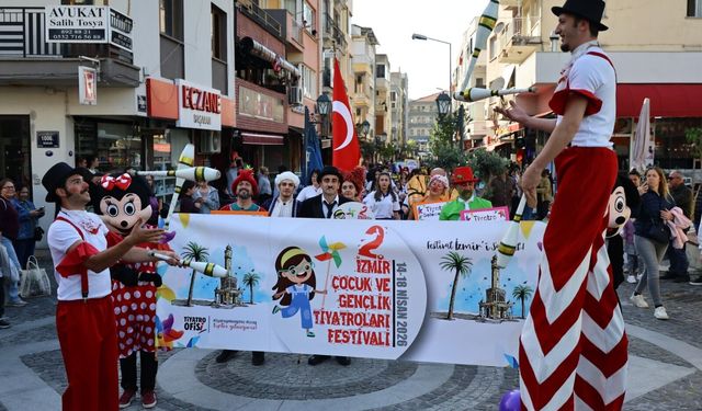 "Çocuk ve Gençlik Tiyatroları Festivali" finali Efes Selçuk'ta taçlandı