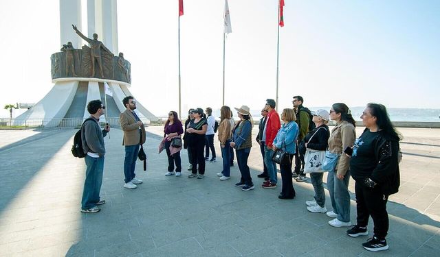Karşıyaka yeniden keşfediliyor: Rehberli turlar başladı