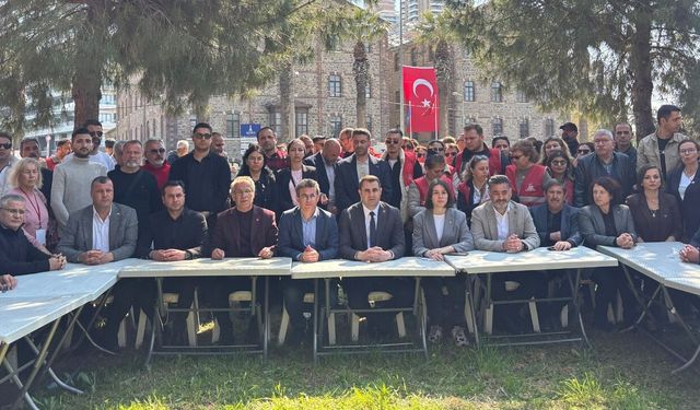 Meslek Fabrikası önünde açıklama yapan Güç: Bizi bu şekilde durduramazlar