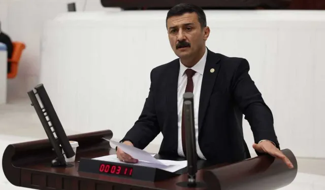 Öğretmenler iş bıraktı, Türkoğlu’ndan destek geldi