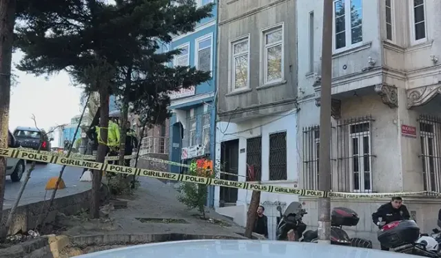 Pencereden fark edildi: Hareketsiz yatan kişi ölü bulundu!