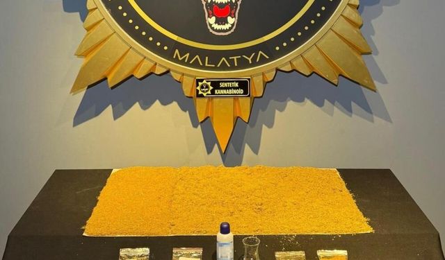 Sokak satıcılarına darbe: Yüklü miktarda madde ele geçirildi