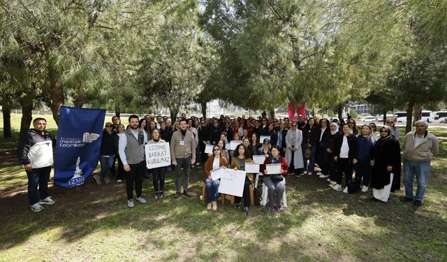 Son derslerini çim üzerinde işlediler: Kursiyerlerden “karardan dönün” çağrısı