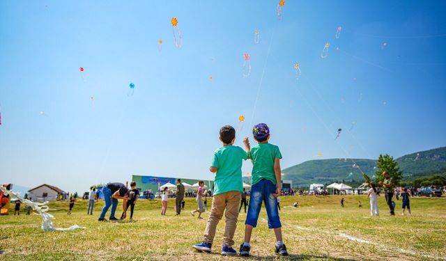 Torbalı’da uçurtmalar gökyüzünü renklendirecek