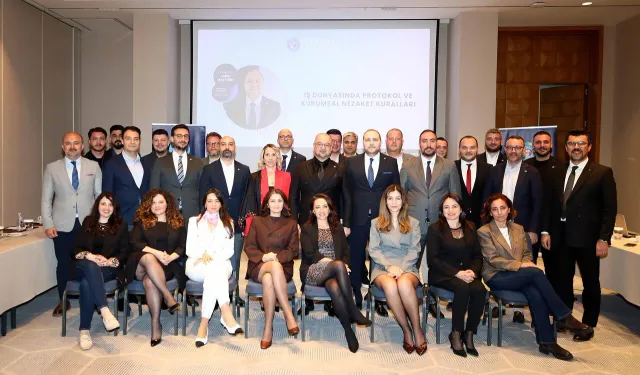 TÜGİAD Ege’den iş dünyasına protokol ve nezaket eğitimi