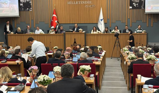 Çeşme'ye 50 milyon TL'lik yeni kaynak aktarımı