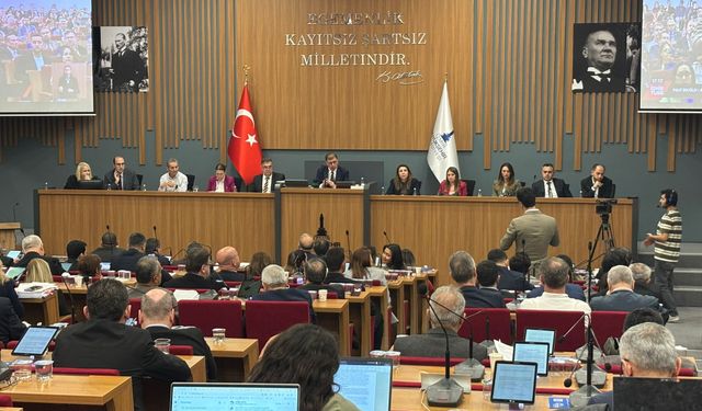 Başkan Tugay: Allah İzmir'i kirli insanlardan korusun