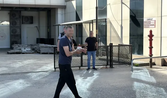 Acemi kasaplar kendini kesti, hastaneye koştu