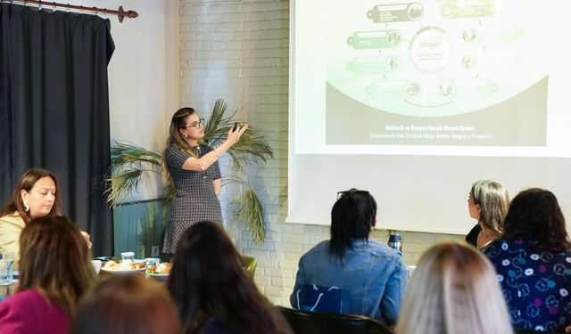 Aliağa Belediyesi, şiddetle mücadele toplantısına ev sahipliği yaptı