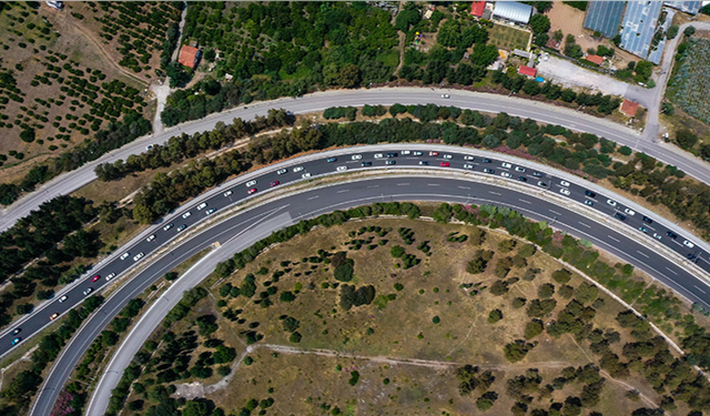Araç yoğunluğu en fazla olan 3'üncü il İzmir oldu