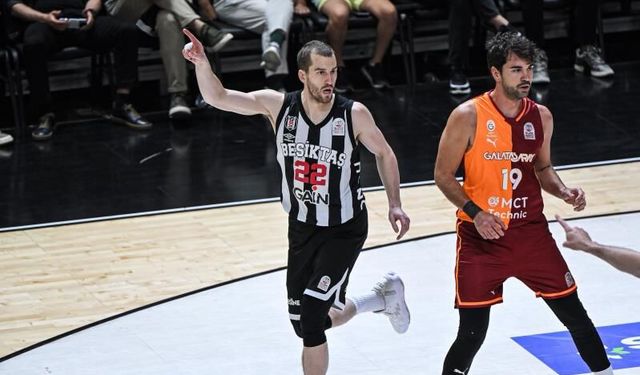 Beşiktaş, Galatasaray’ı eleyerek yarı finale yükseldi!