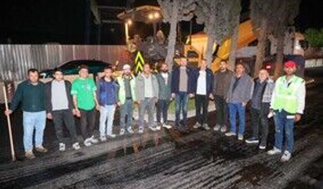 Buca’da asfalt seferberliği: Başkan Duman gece mesaisinde