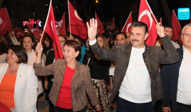 Dikili 19 Mayıs'ta tek yürek oldu
