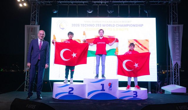 Foça’da dünya şampiyonasında çifte başarı