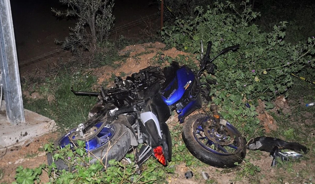 İzmir Ödemiş'te feci kaza can aldı: Kamyonet ve motosiklet çarpıştı