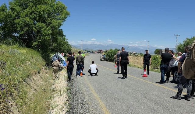 Kardeşinin bulunduğu aracı kurşunladı: 1 kişi öldü