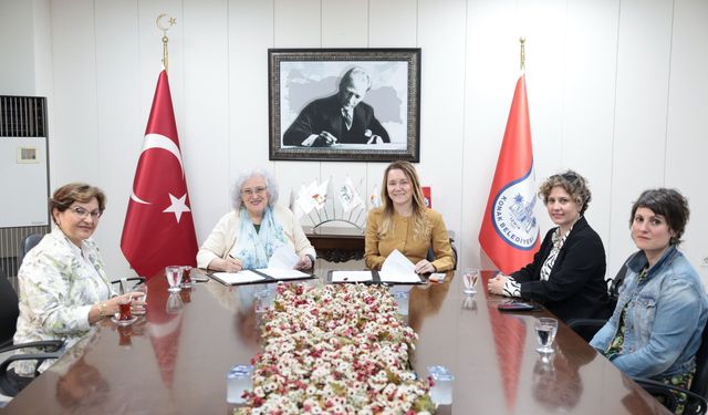 Konak Belediyesi, Eşit Yaşam Derneği'yle protokol imzaladı