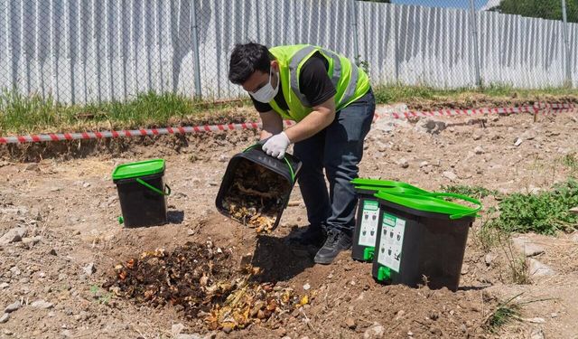 Organik atıklar hanelerde dönüşerek toprağı zenginleştiriyor