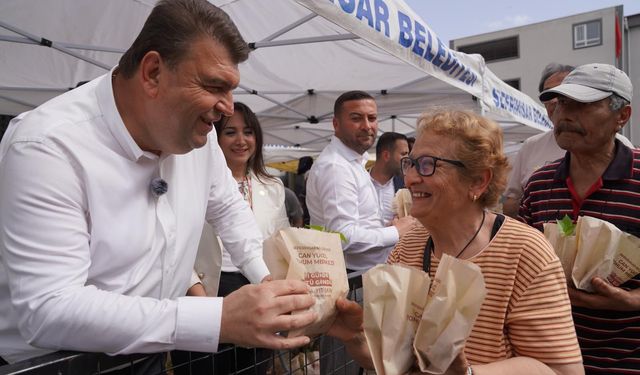 Seferihisar’da tohum şöleni: “Tohum yaşarsa halk yaşar”