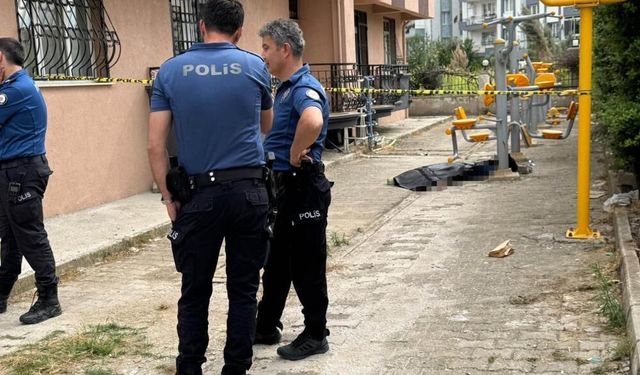 Torbalı’da feci olay: Cam silerken 4. kattan düşen adam hayatını kaybetti