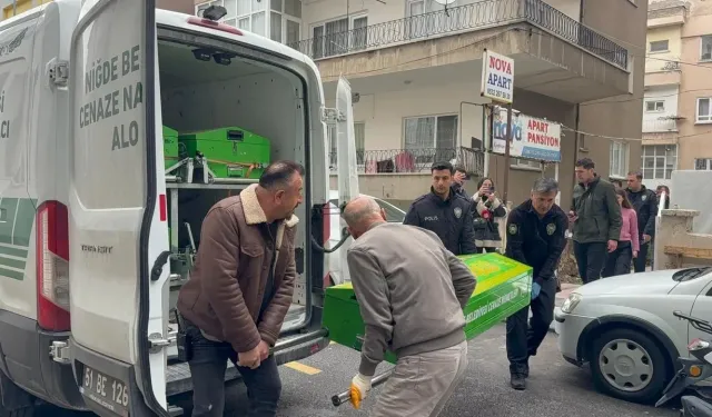 Yakınlarının haber almadığı 26 yaşındaki Cumali Can apart evde ölü bulundu