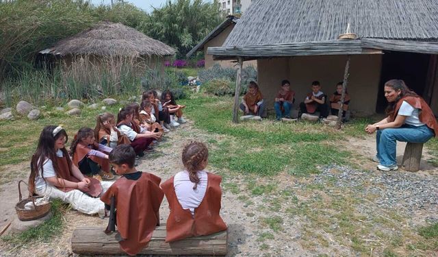 Yeşilova Höyüğü’nde zamanın izinde renkli etkinlik