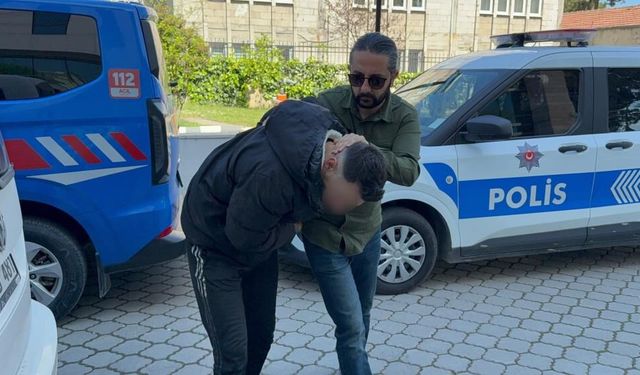 Zehir tacirlerine operasyon: Evden binlerce sentetik ecza hapı çıktı