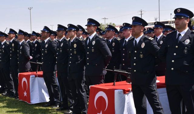432 polis adayı mezuniyet sevinci yaşadı